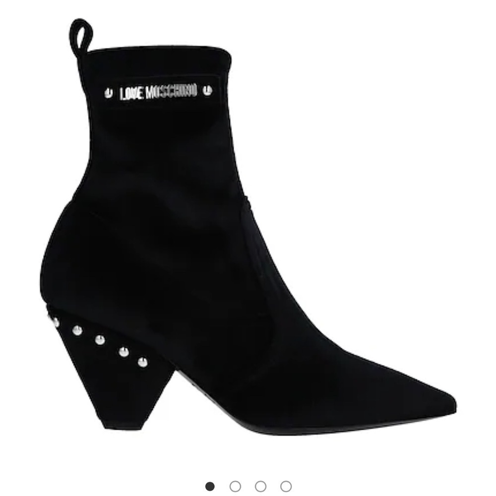 Love Moschino Black Suede Western Ankle Booties Silver Studs Heart Studs 36 6.5‎